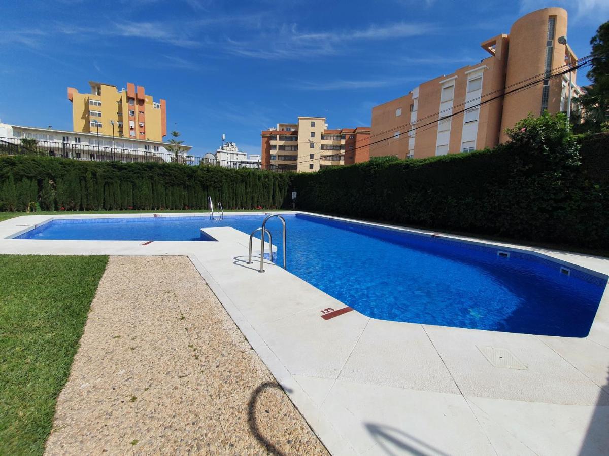 דירות טורמולינוס Acogedor En La Carihuela Con Plaza De Garaje Garantizada! Sol Montemar מראה חיצוני תמונה